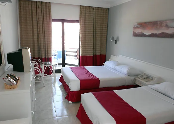 Üdülőközpont Smartline Colour Beach Gurdaka